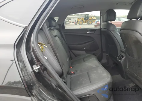 2017 Hyundai Tucson Limited z USA, uszkodzony, nr VIN KM8J3CA24HU409714